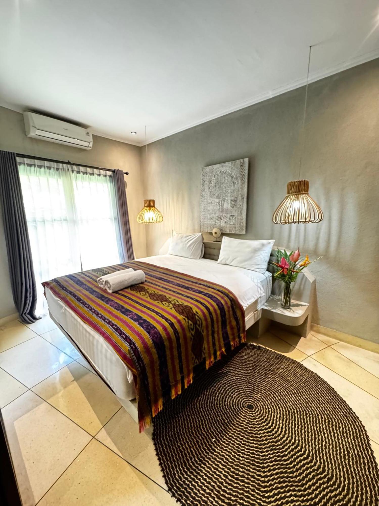 Villa Sub Bali Canggu